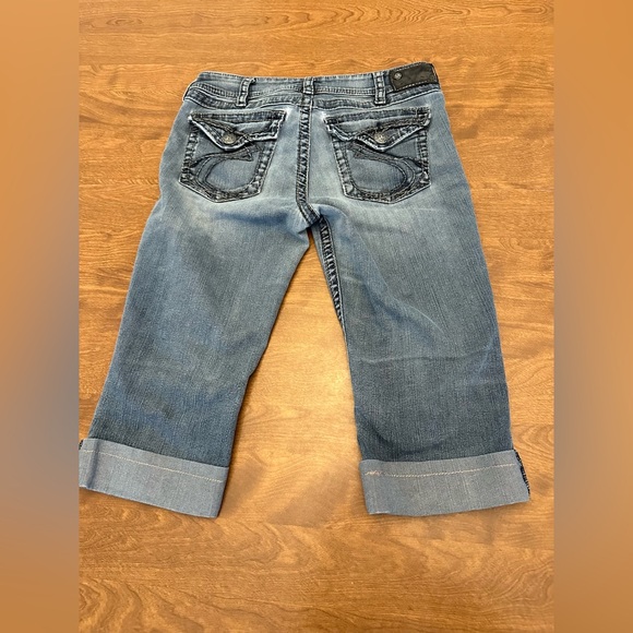 Silver Jeans Capris Womens 30 Blue Suki Surplus Capri Whiskered Heavy Stitching - Picture 2 of 11